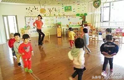 小、中、大班音乐游戏教案！幼师必备收藏！